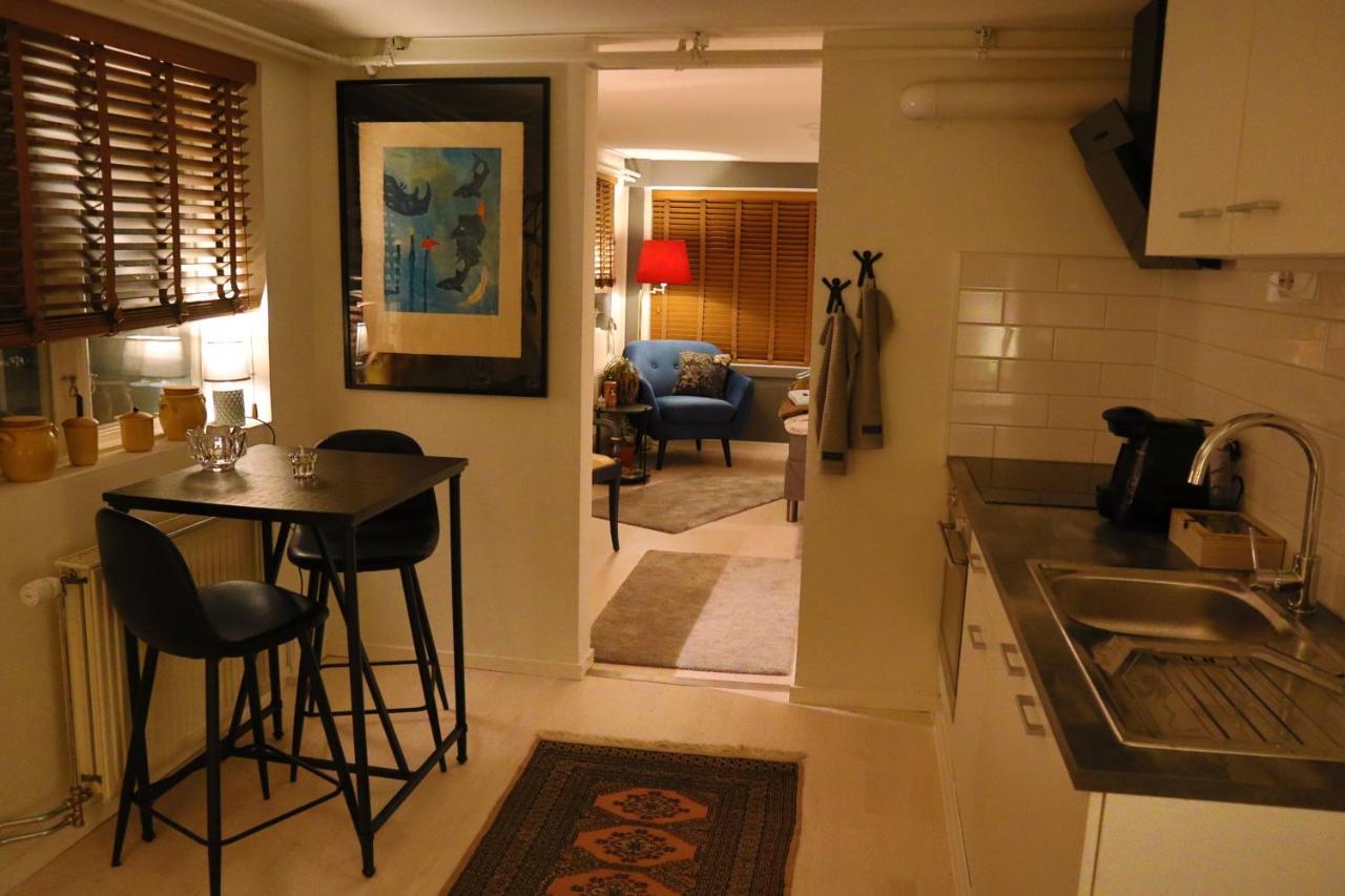 Goete'S B&B Tumba Экстерьер фото