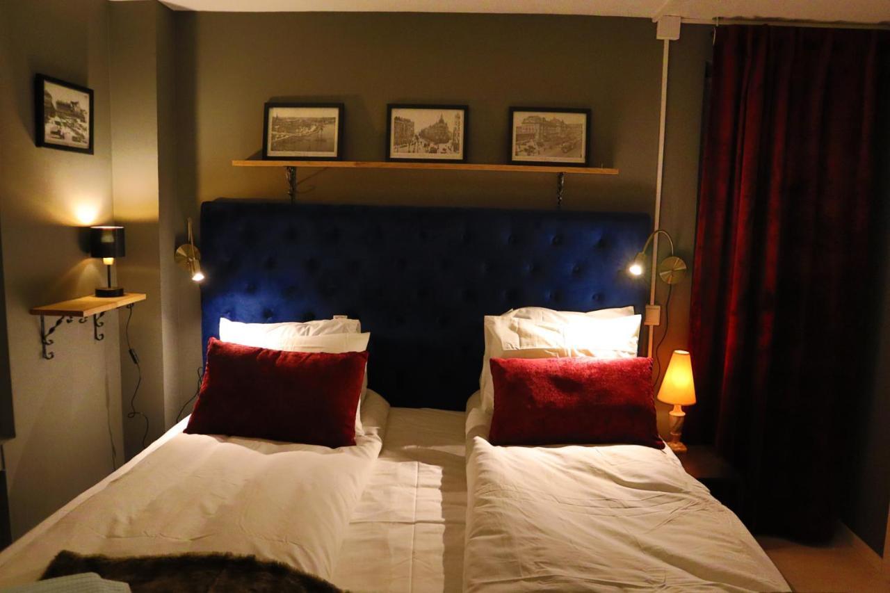 Goete'S B&B Tumba Экстерьер фото