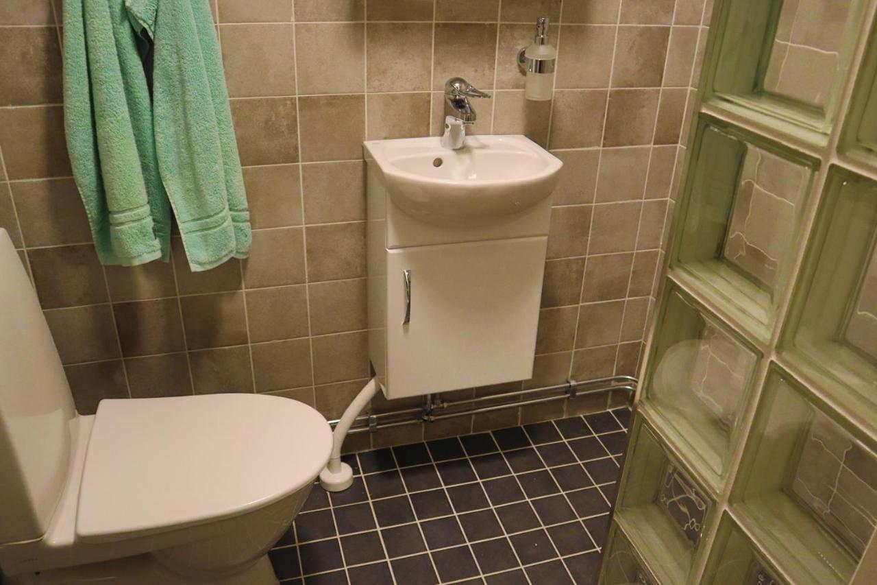 Goete'S B&B Tumba Экстерьер фото